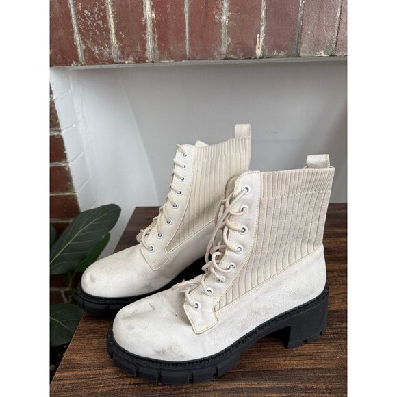 Unilady women’s size 6.5 white heeled boots - Picture 2 of 11